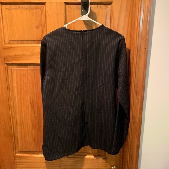 Tollegno 1900 Lord & Taylor 424 Fifth Black Pinstripe Top Size 8 - Picture 3 of 5